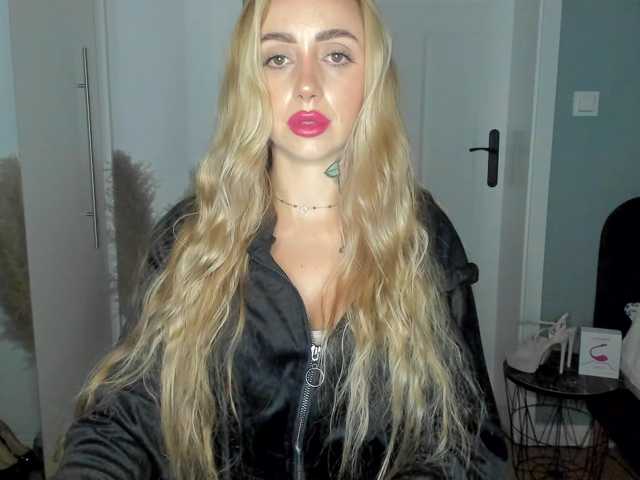 SEXYcoralie
