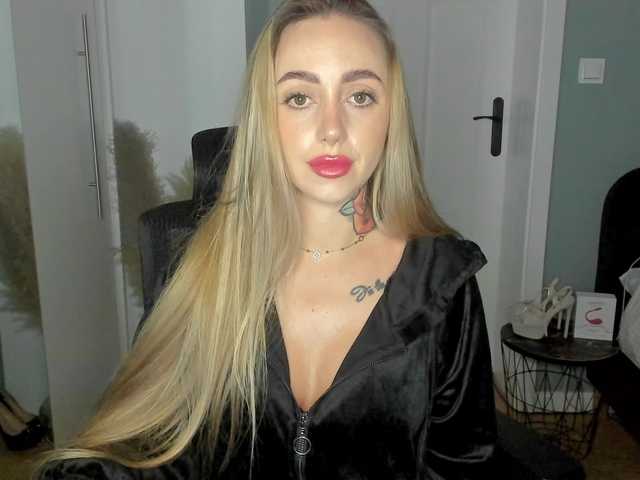 SEXYcoralie