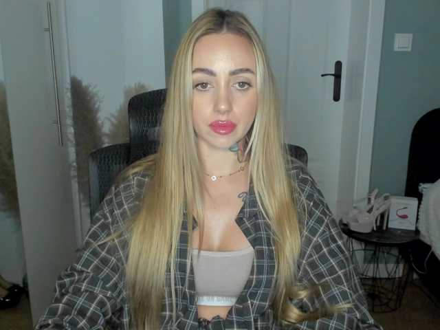 SEXYcoralie