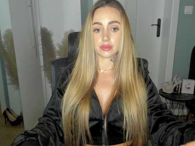 SEXYcoralie
