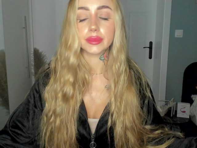 SEXYcoralie
