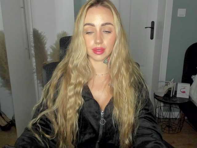 SEXYcoralie