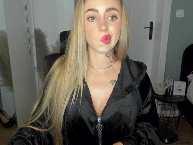SEXYcoralie