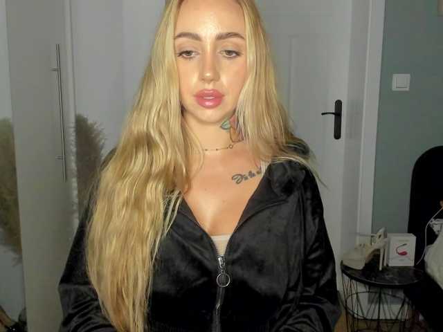 SEXYcoralie