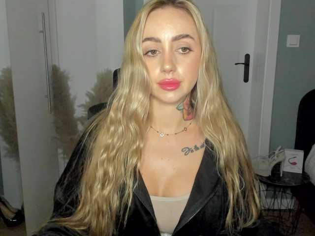 SEXYcoralie