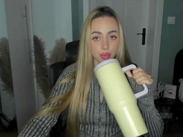 SEXYcoralie