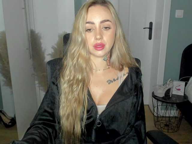 SEXYcoralie