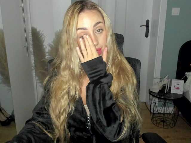 SEXYcoralie