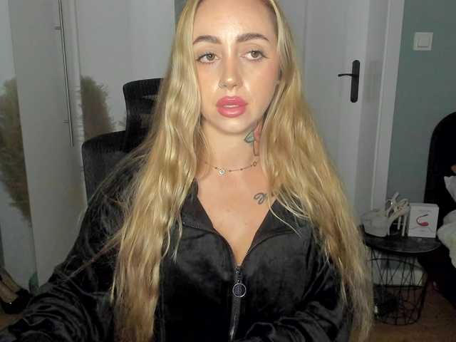 SEXYcoralie