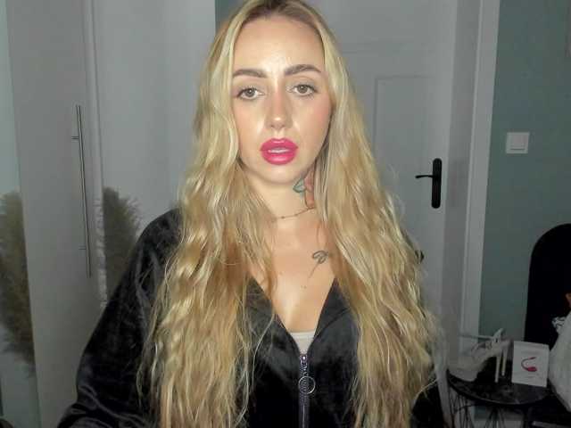 SEXYcoralie