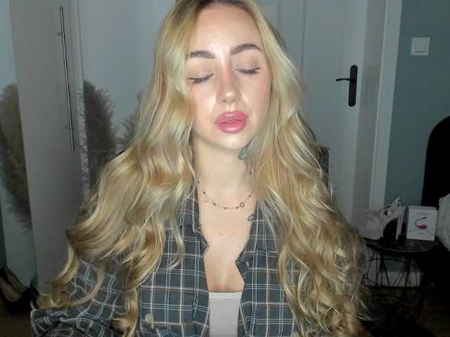 SEXYcoralie