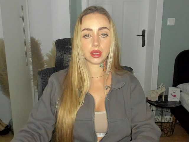 SEXYcoralie
