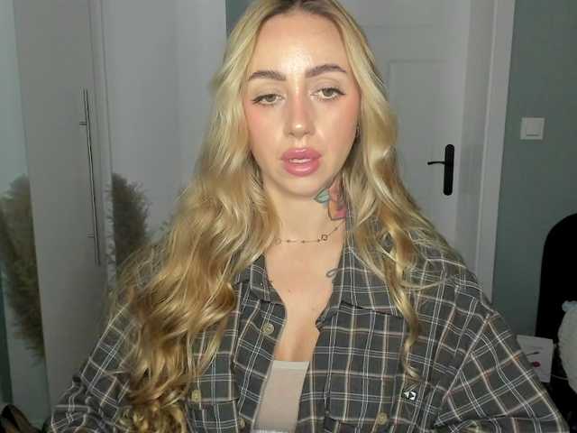 SEXYcoralie
