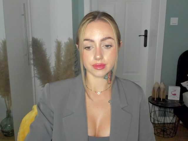 SEXYcoralie