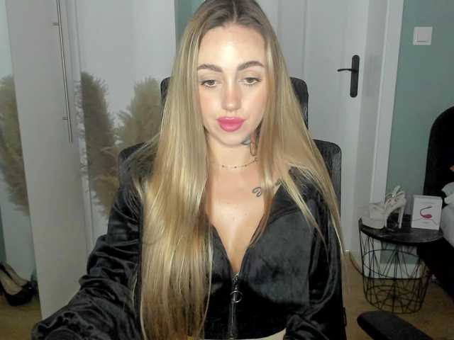 SEXYcoralie