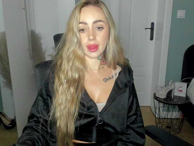 SEXYcoralie