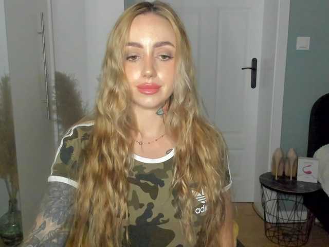 SEXYcoralie