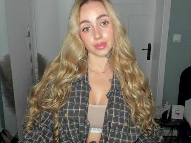 SEXYcoralie