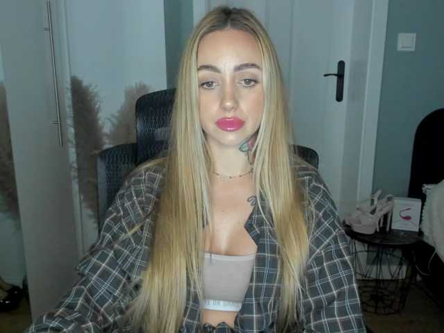 SEXYcoralie