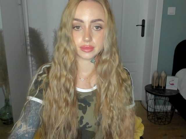 SEXYcoralie