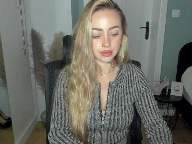 SEXYcoralie