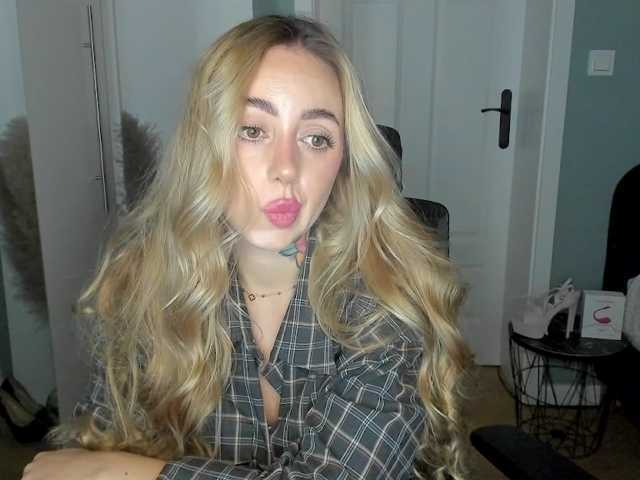 SEXYcoralie