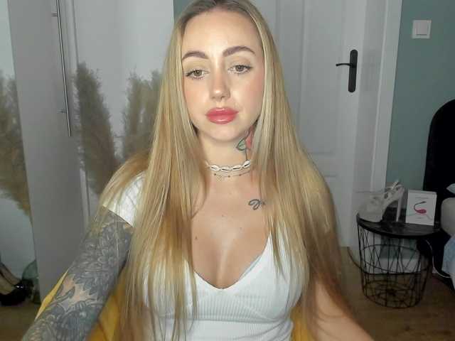 SEXYcoralie
