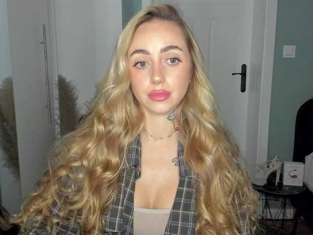 SEXYcoralie