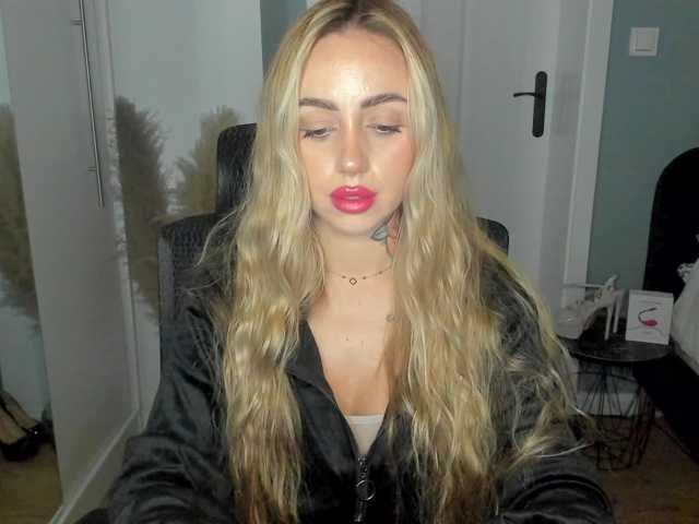 SEXYcoralie