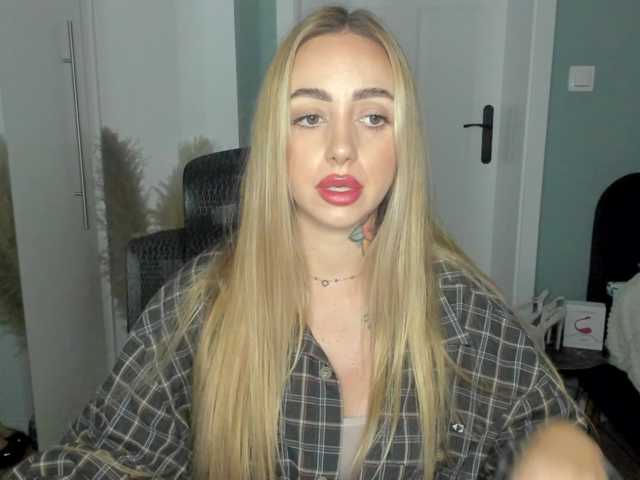 SEXYcoralie
