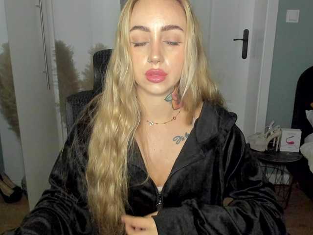 SEXYcoralie