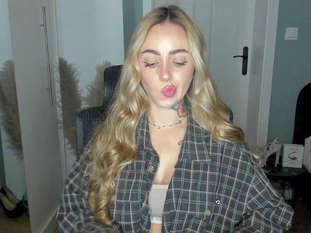 SEXYcoralie