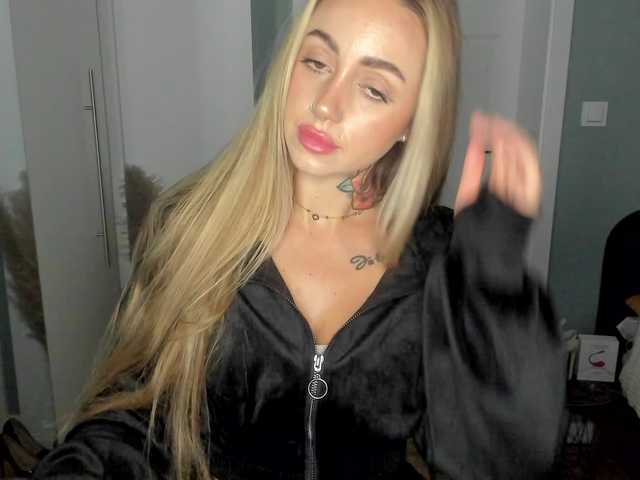 SEXYcoralie