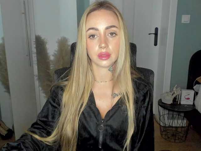 SEXYcoralie