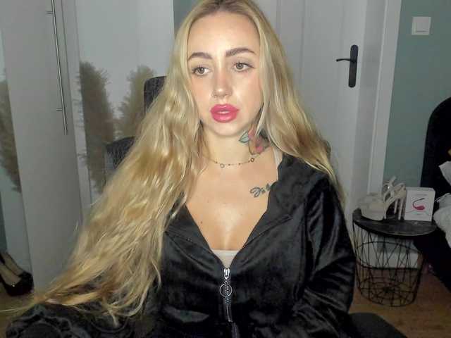 SEXYcoralie