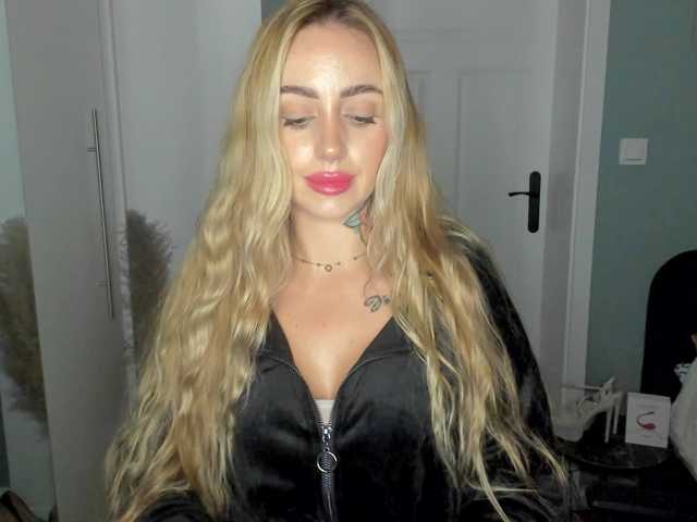 SEXYcoralie