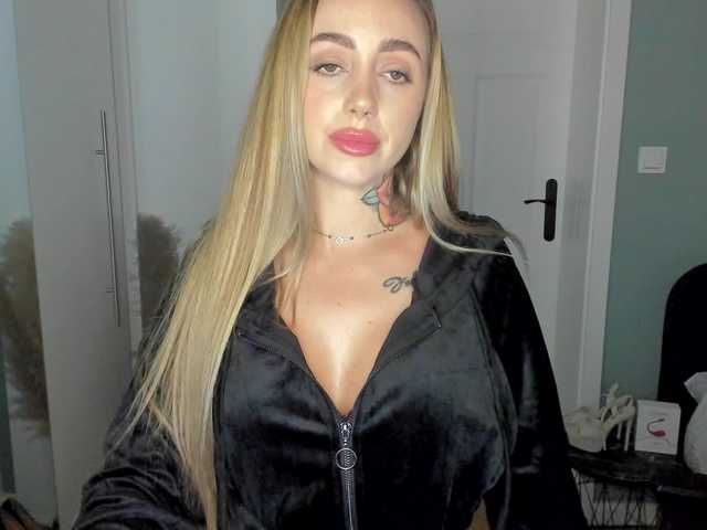 SEXYcoralie