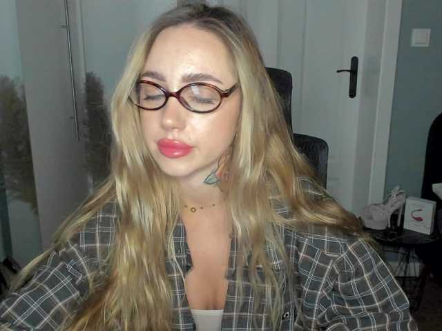 SEXYcoralie