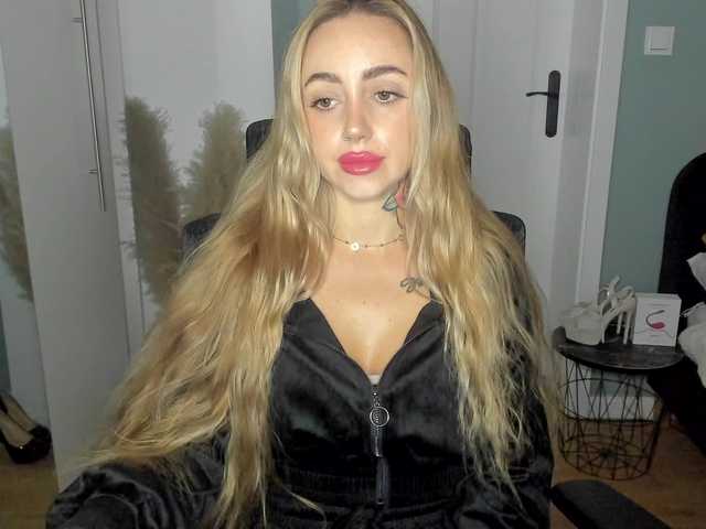 SEXYcoralie