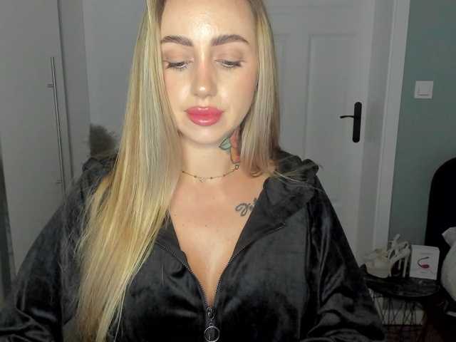 SEXYcoralie