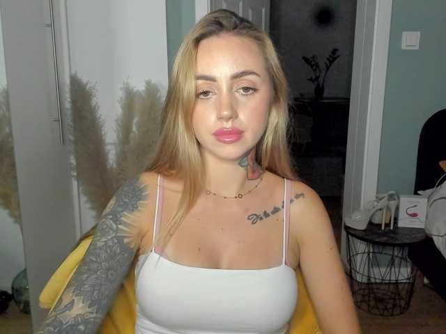 SEXYcoralie
