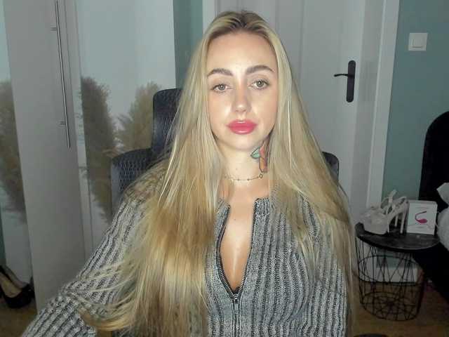 SEXYcoralie