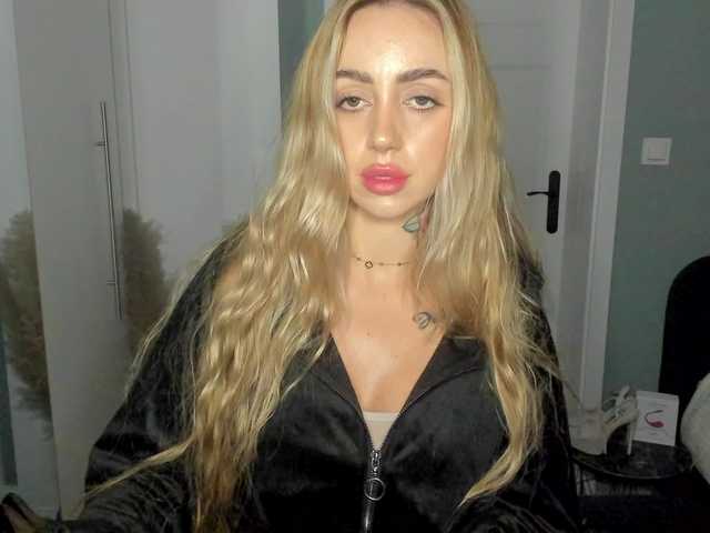 SEXYcoralie