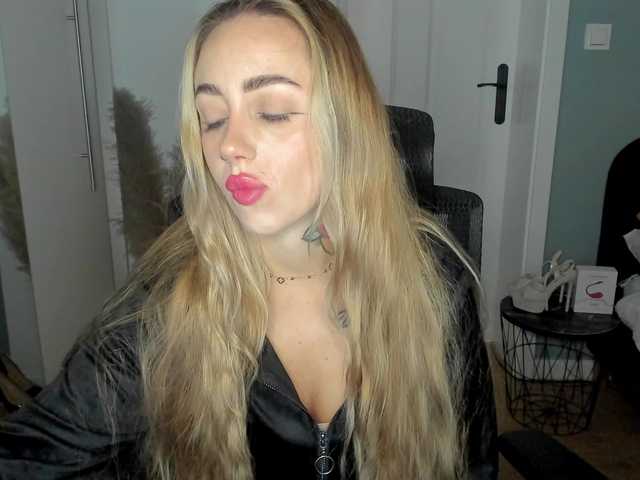 SEXYcoralie