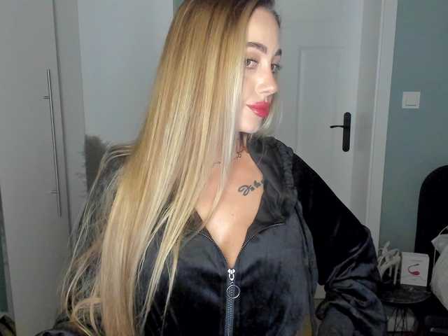 SEXYcoralie