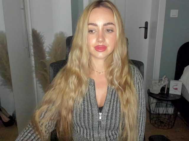 SEXYcoralie