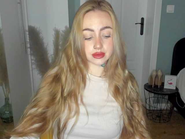 SEXYcoralie chat room