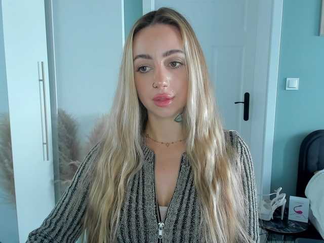 SEXYcoralie