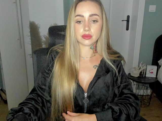 SEXYcoralie