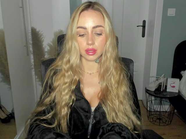 SEXYcoralie